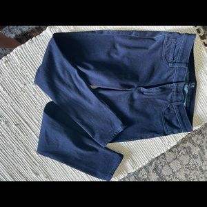 Gap size 30 jegging dark wash
